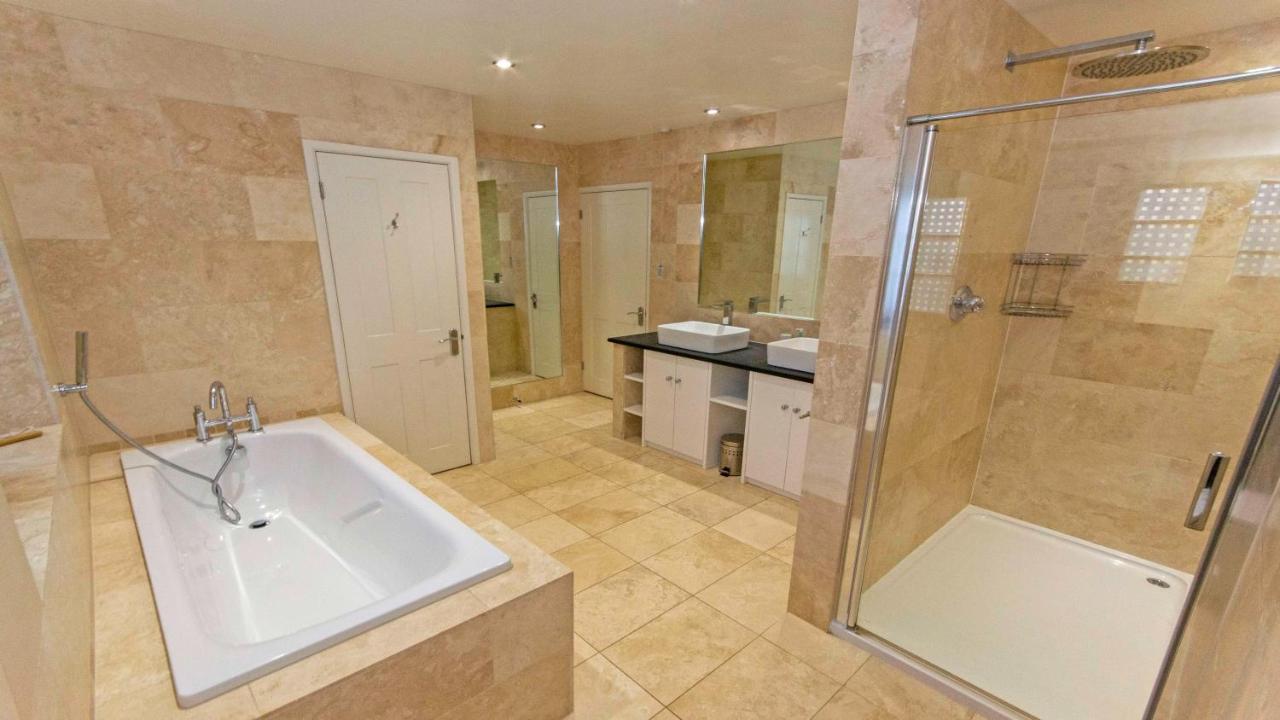 Crowborough Farm - Impressive & Sophisicated Home Surrounded By Unspoilt Countryside In Georgeham - Dog Friendly, Sleeps 14 外观 照片