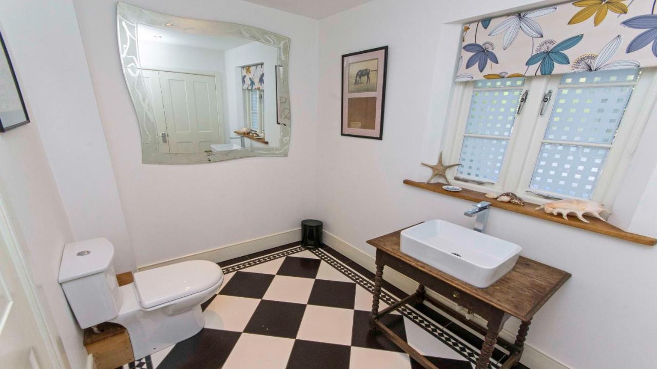 Crowborough Farm - Impressive & Sophisicated Home Surrounded By Unspoilt Countryside In Georgeham - Dog Friendly, Sleeps 14 外观 照片
